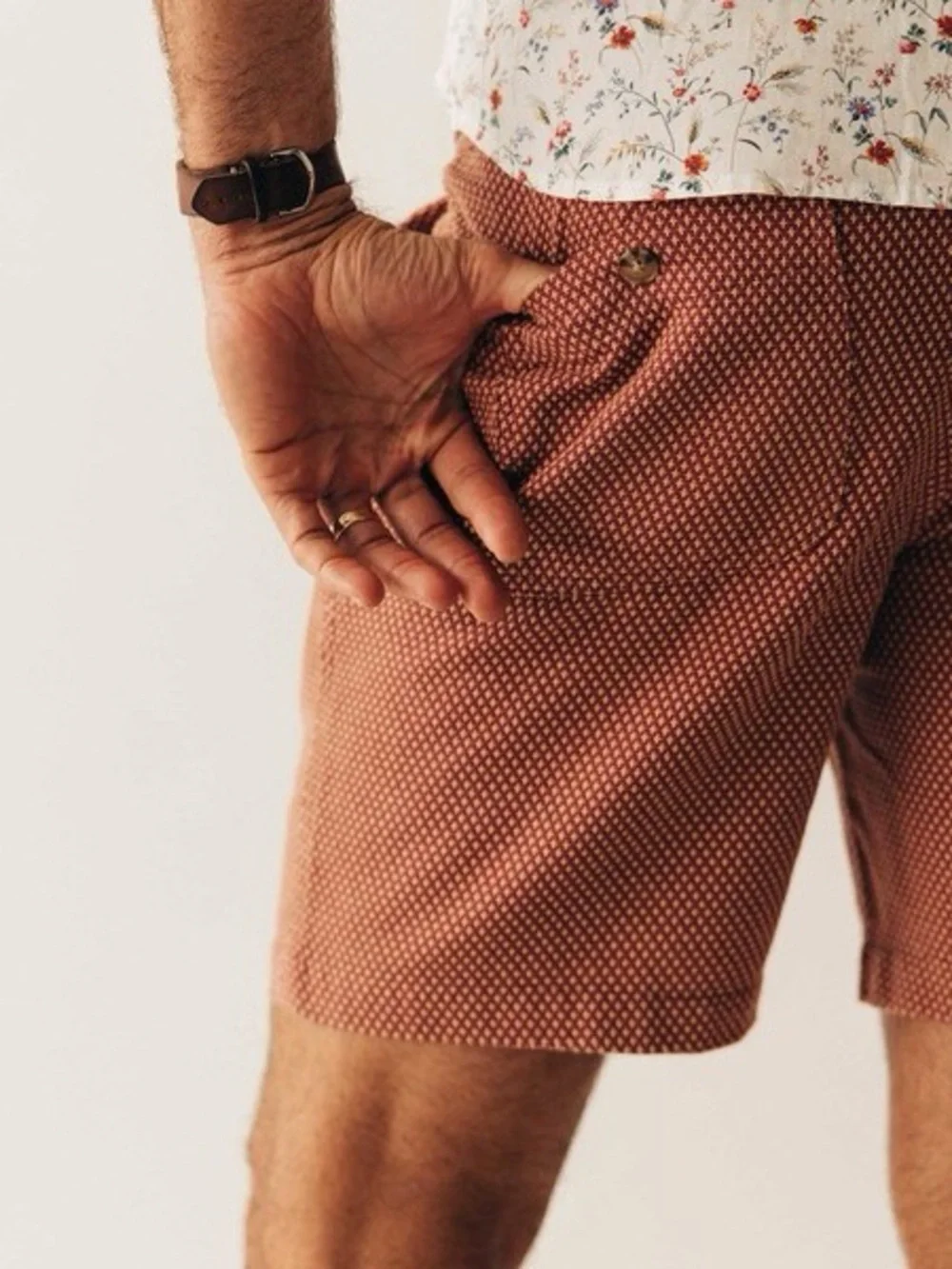 Taylor Stitch The Apres Short in Fired Brick Dobby Organic Cotton Size Small